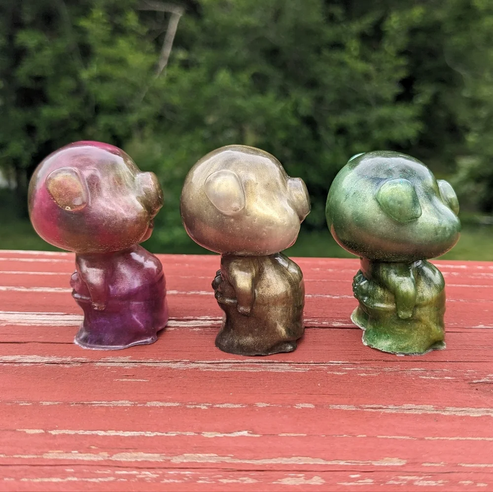 3 Little Pigs Resin Art Handmade Colorful Cute Pig Artisan Gift Piggy Easter - Picture 5 of 16